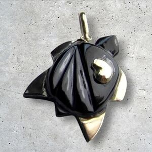 10KY Black Coral Tortoise Yellow GOLD Pendant
